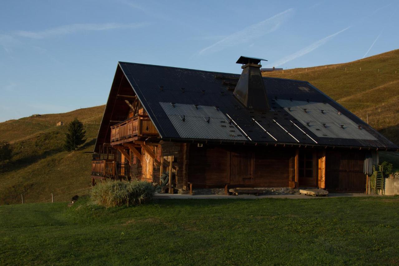 Reine Des Aravis - Chalet Isole Флюме Экстерьер фото