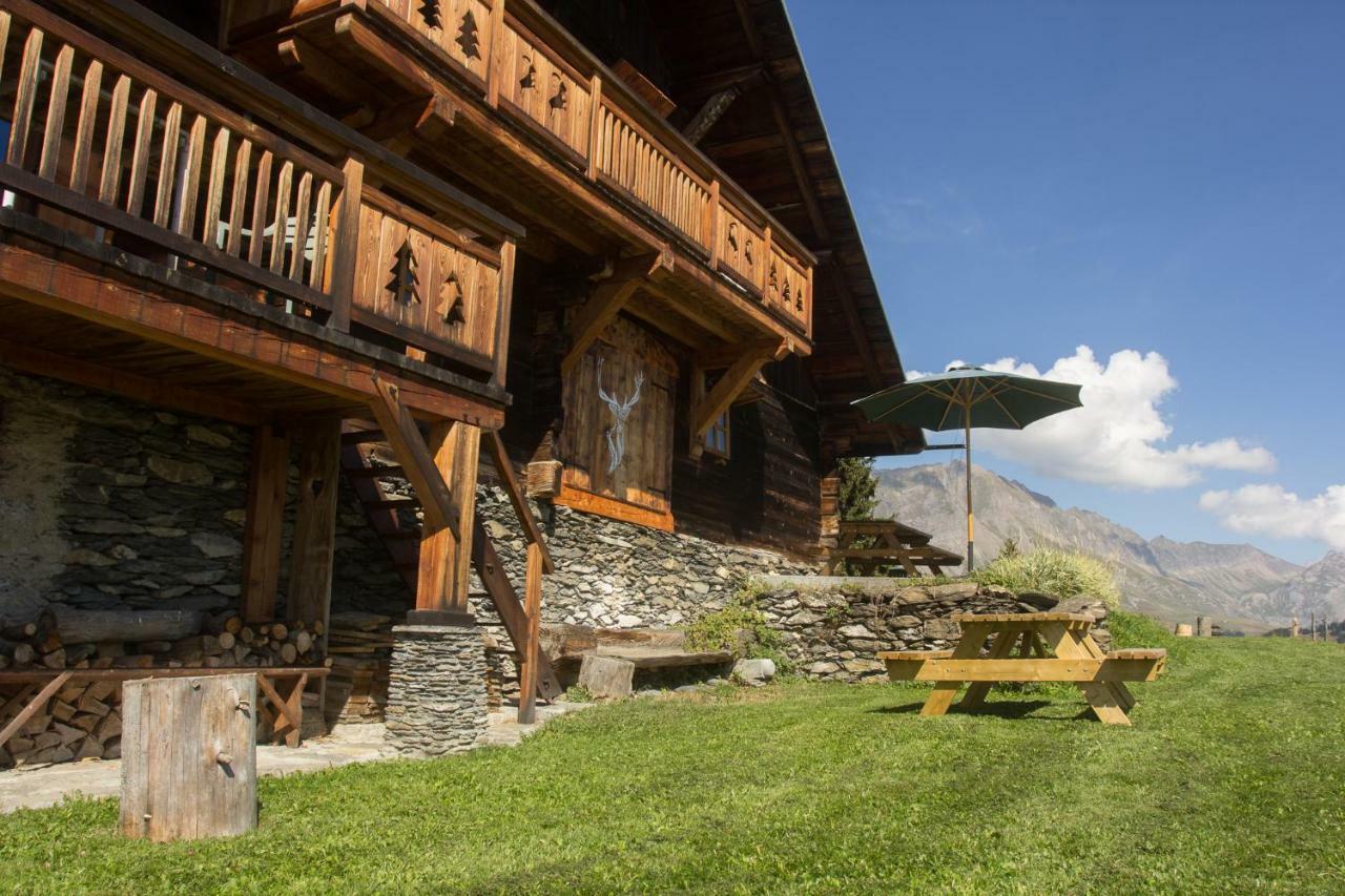 Reine Des Aravis - Chalet Isole Флюме Экстерьер фото