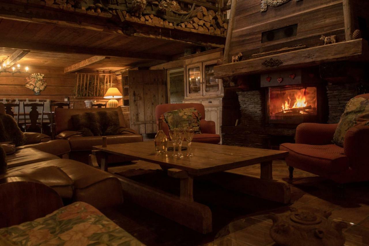 Reine Des Aravis - Chalet Isole Флюме Экстерьер фото